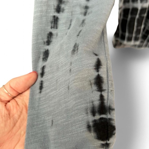 Anthropologie Tie-Dye Long Sleeve Shirt - Soft & Cozy, Size M - Picture 6 of 6